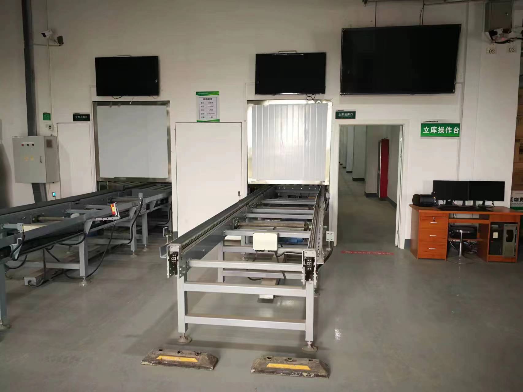 什么是托盤輸送機？它有哪些特點？